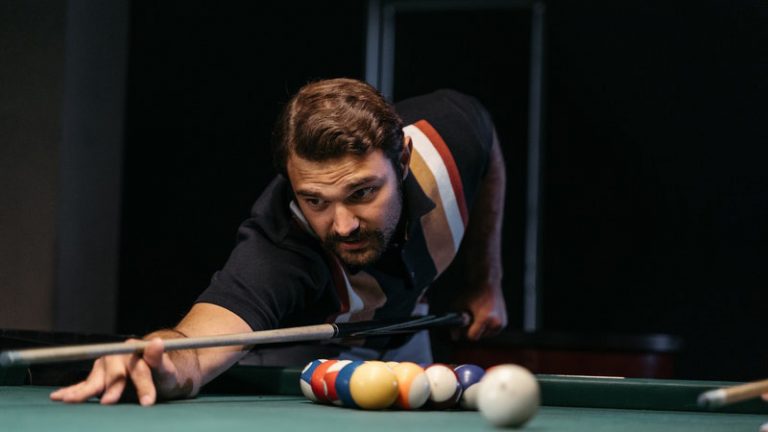 can-you-combo-the-8-ball-in-pool-metro-league