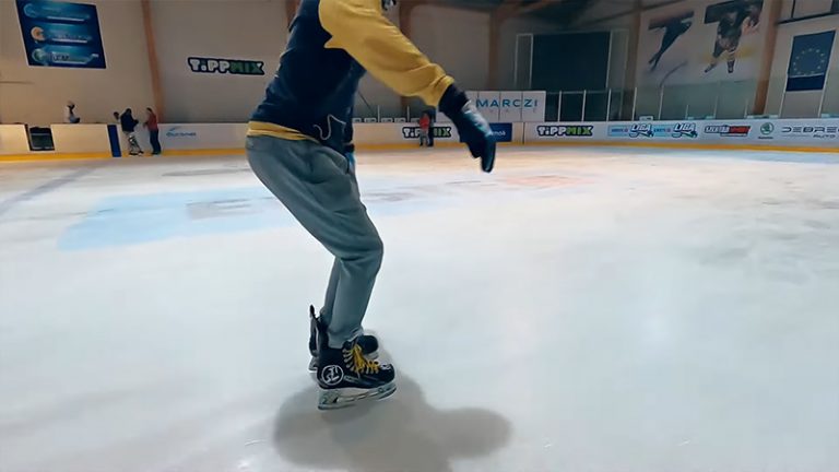 ice-skating-and-muscle-engagement-what-muscles-does-ice-skating-work