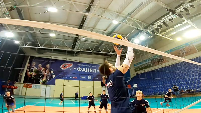 what-does-side-out-mean-in-volleyball-green-light-volleyball-academy