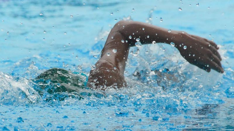Precautions and Recommendations for Swimming with a Scabbed Wound