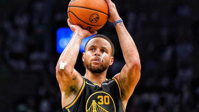 Curry’s Dedication and Work Ethic