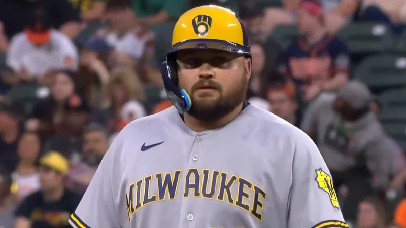 Where were you when the legend of closer Rowdy Tellez was born? : r/Brewers