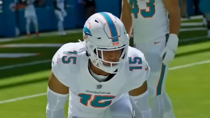 Jevon Holland calls out fan's disrespect of former Dolphins teammate