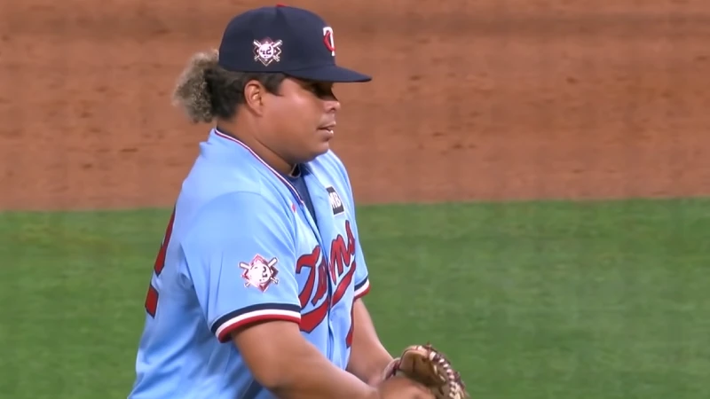 Willians Astudillo pitched for the Twins - Últimas Noticias